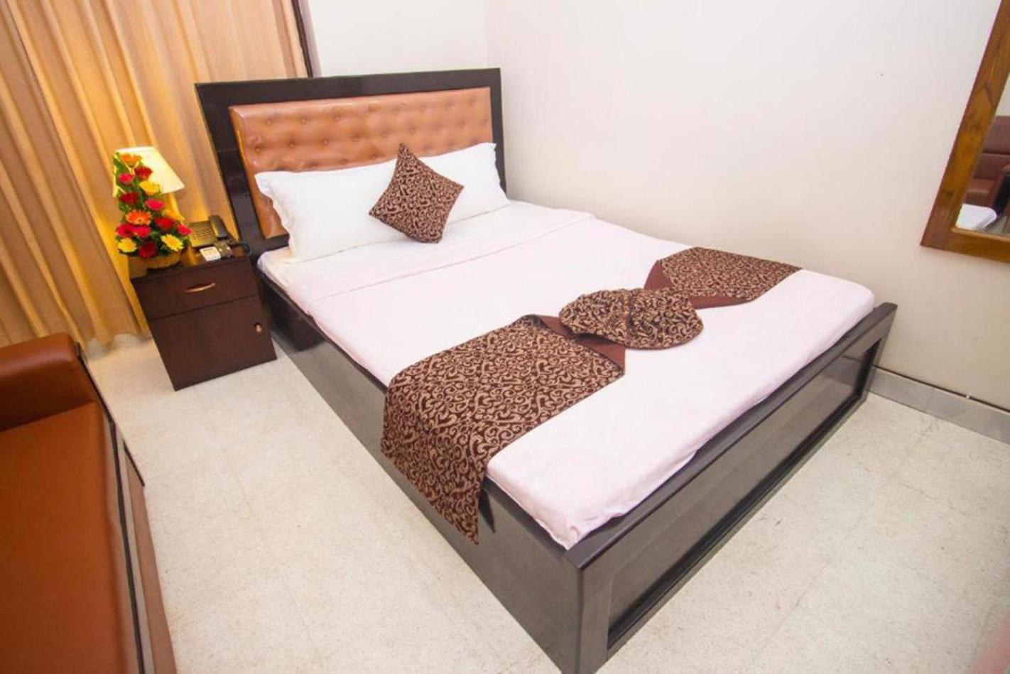 Hotel Suite Palace Baridhara Dhaka Exterior foto