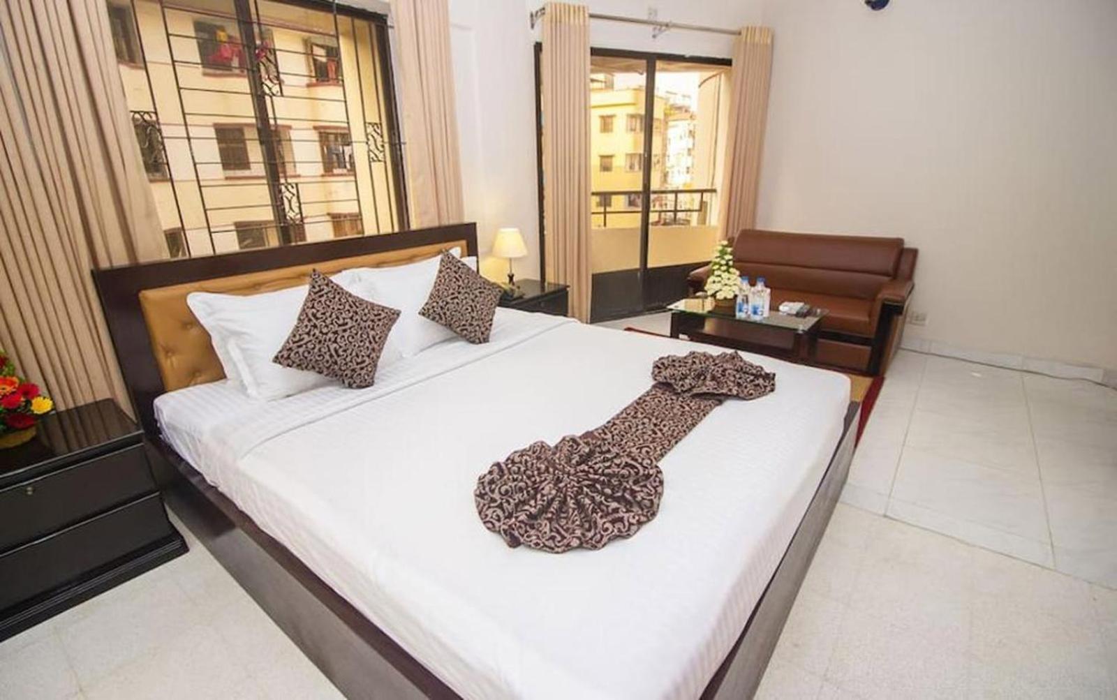 Hotel Suite Palace Baridhara Dhaka Exterior foto